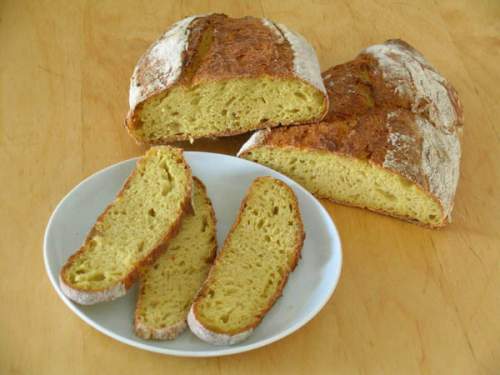 Pan de trigo y maiz