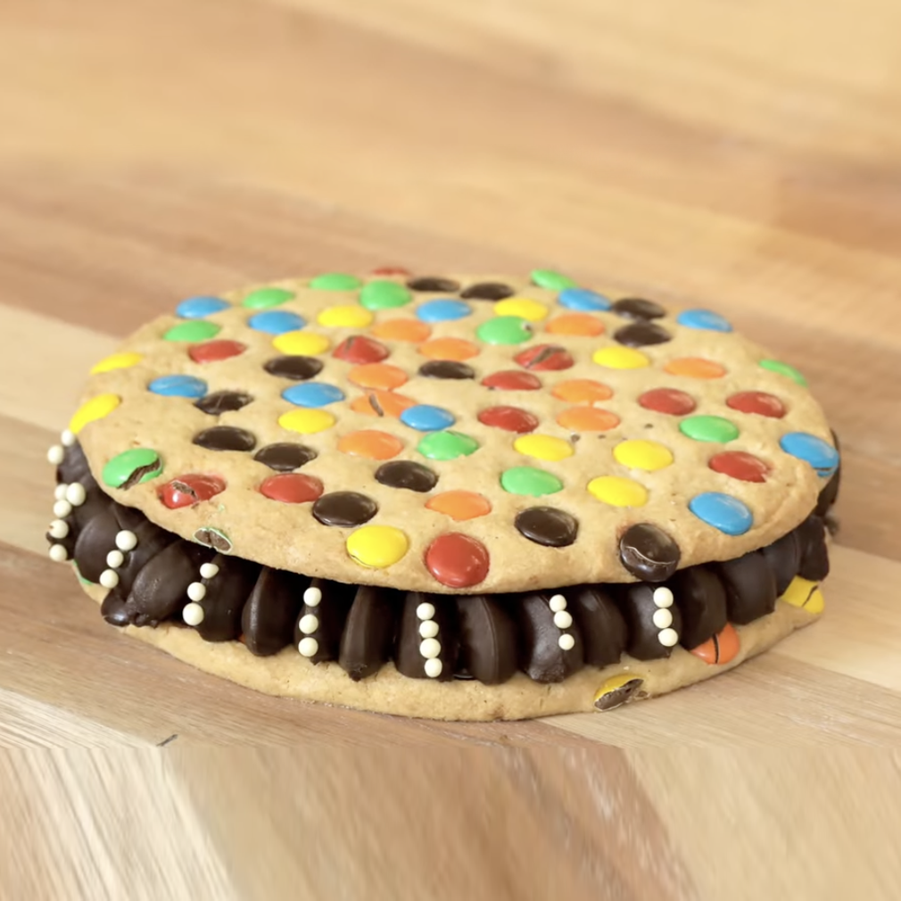 Cookie Funny Cake